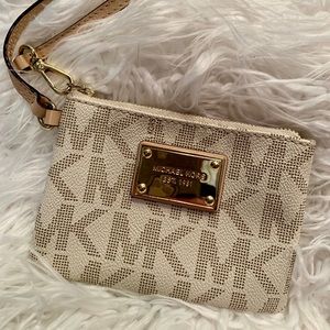 Michael Kors - Wristlet Wallet/Purse - White/Cream